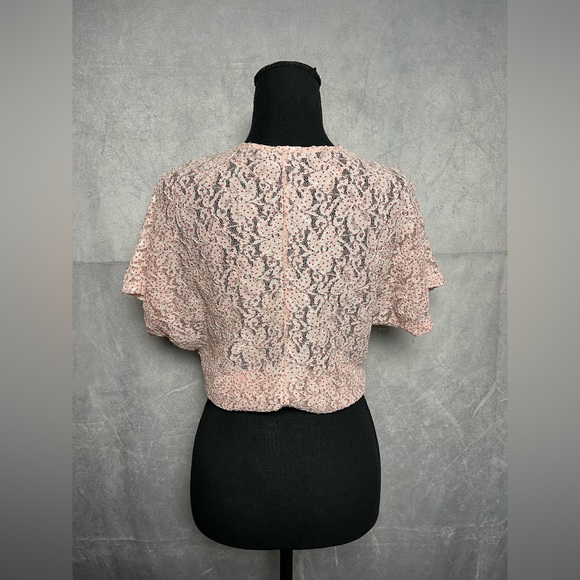 Light pink blush floral lace crop top with tiny red polka dots and twist front - Picture 5 of 6